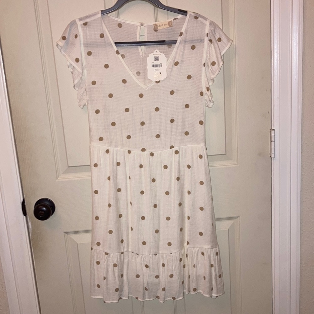 NWT Polka-dotted knee-length ruffle dress